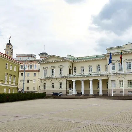 President Palace With Balcony And 2 Baths Vilnius